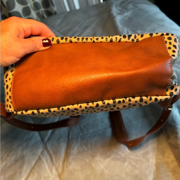 Euc leopard and brown faux leather backpack - Picture 2 of 6